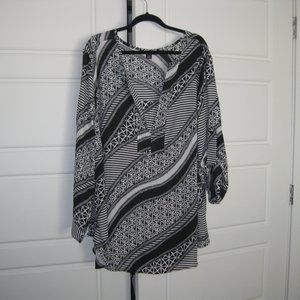 Roaman's 32W Dressy blouse